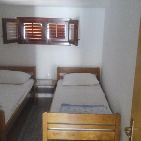 Apartment Rogic ビオグラード・ナ・モル エクステリア 写真