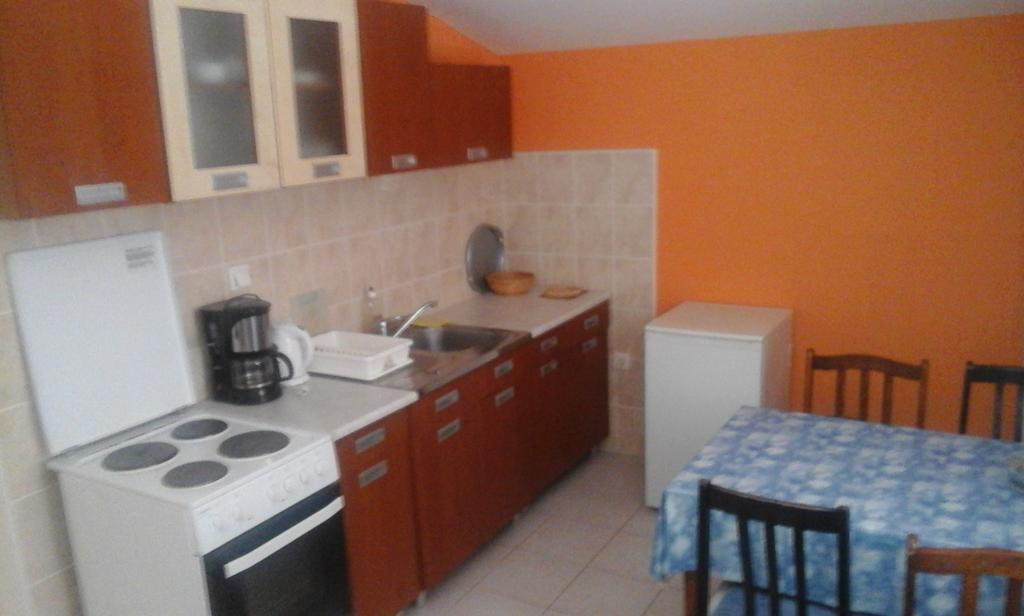 Apartment Rogic ビオグラード・ナ・モル エクステリア 写真